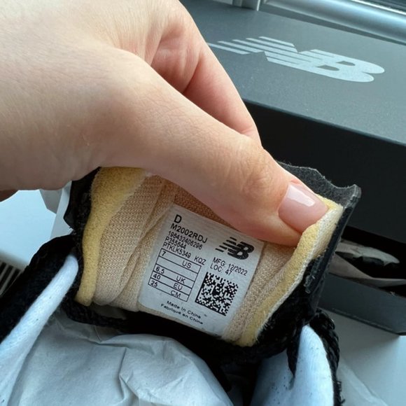 New Balance 2002RD - Picture 5 of 7